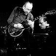 Les Paul dies